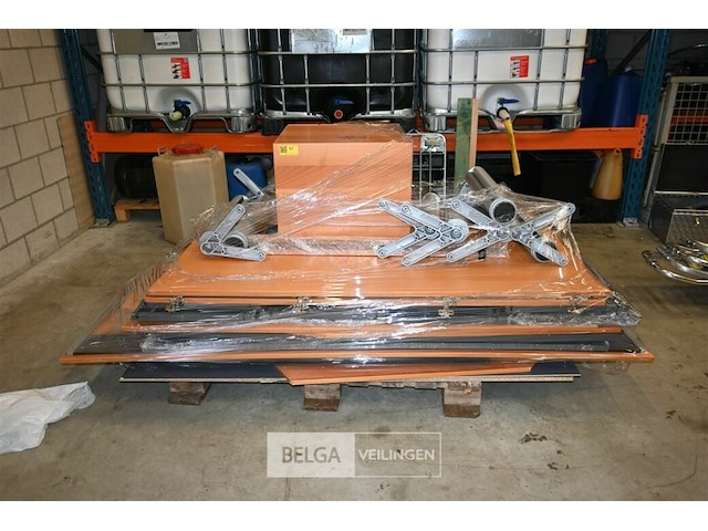 Bureau - afbeelding 2 van  8