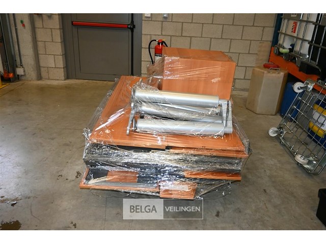 Bureau - afbeelding 6 van  8