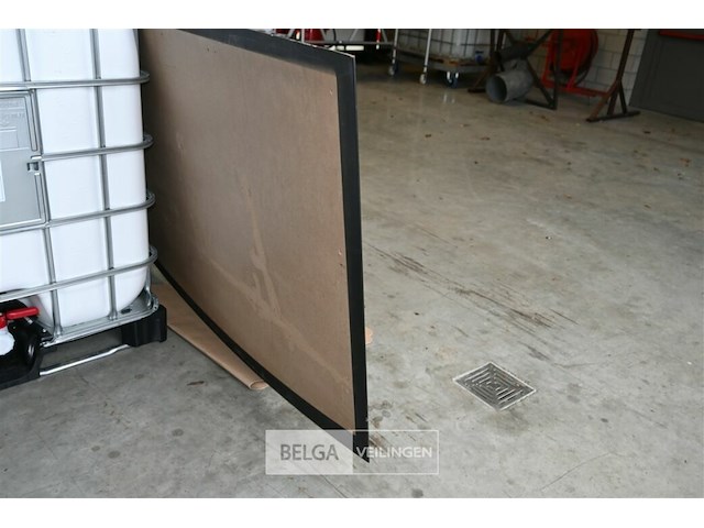 Bureau - afbeelding 8 van  8