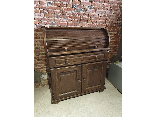 Bureau - afbeelding 1 van  2