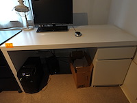 Bureau - afbeelding 1 van  3