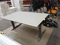 Bureau - afbeelding 2 van  2