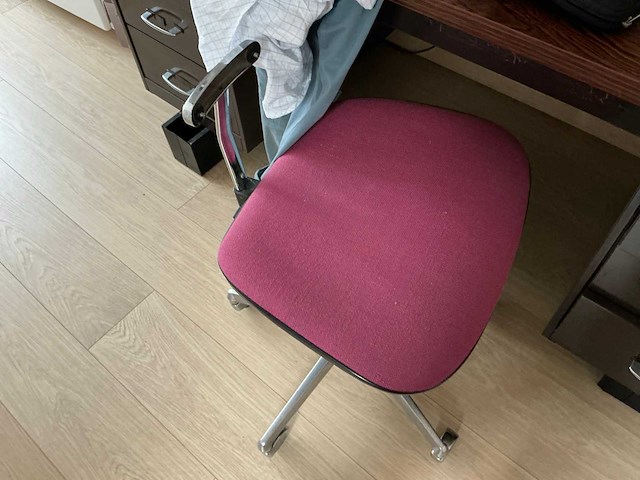 Bureau - afbeelding 4 van  6