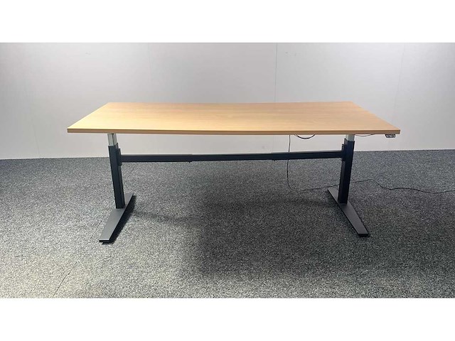 Bureau - afbeelding 2 van  4
