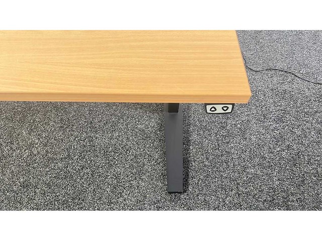 Bureau - afbeelding 3 van  4