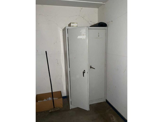 Bureau - afbeelding 3 van  4
