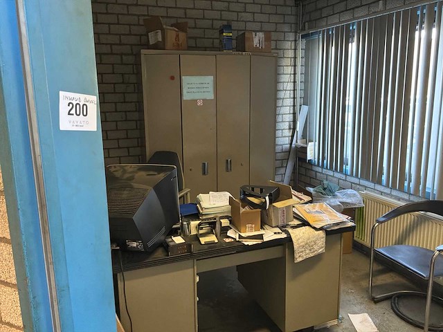 Bureau - afbeelding 1 van  14