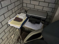 Bureau - afbeelding 11 van  14