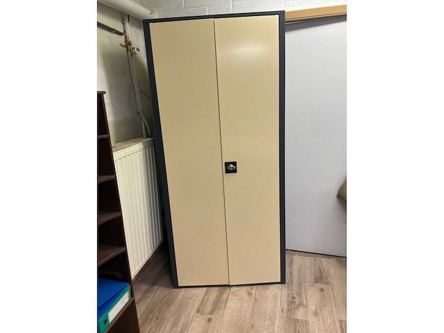 Bureau - afbeelding 4 van  6