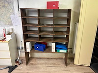 Bureau - afbeelding 6 van  6