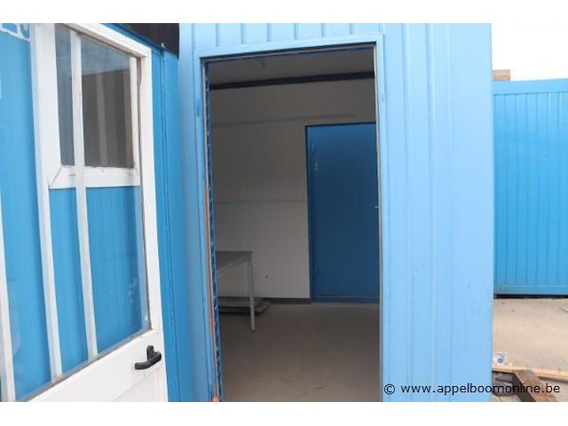 Bureaucontainer, met deur, ramen, bureau, stoelen en elektrische verwarming, werking niet gekend - afbeelding 4 van  4
