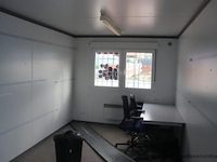 Bureaucontainer, met deur, ramen, bureau, stoelen - afbeelding 4 van  7