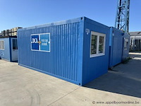 Bureaucontainer, met inrichting, ramen en deur