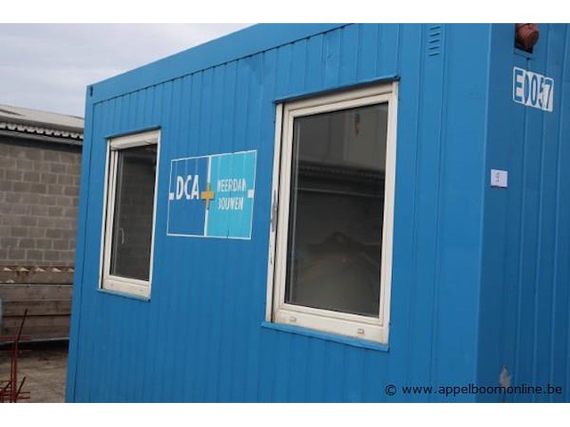 Bureaucontainer, met meubilair en koelkast, werking niet gekend - afbeelding 2 van  4