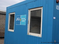 Bureaucontainer, met meubilair en koelkast, werking niet gekend - afbeelding 2 van  4