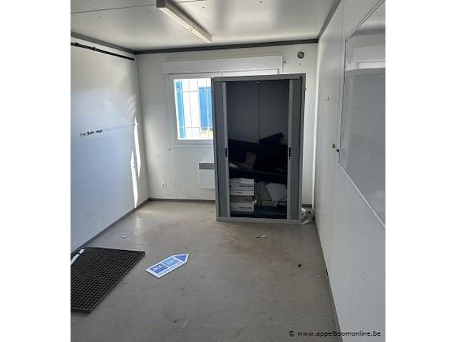Bureaucontainer, met raam, deur, verwarming en verlichting - afbeelding 3 van  4