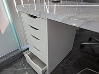 Bureaumeubel met lampen - afbeelding 3 van  9