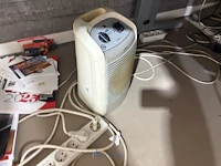 Bureauopstelling met meubilair en toebehoren - afbeelding 2 van  27