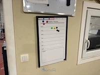 Bureauopstelling met meubilair en toebehoren - afbeelding 16 van  27