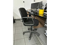 Bureauopstelling - afbeelding 6 van  6