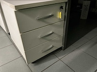 Bureauopstelling - afbeelding 2 van  11