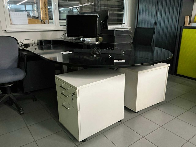 Bureauopstelling - afbeelding 1 van  11