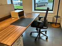 Bureauopstelling - afbeelding 7 van  9