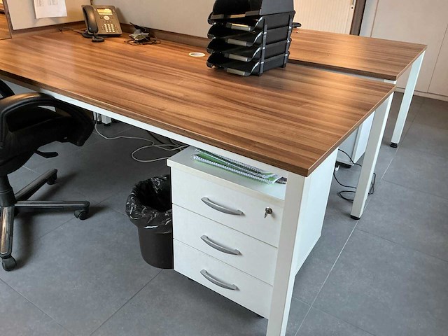 Bureauopstelling - afbeelding 8 van  8