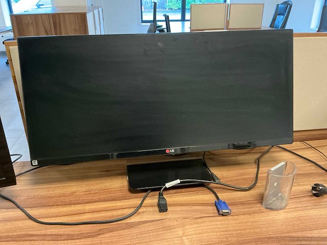 Bureauopstelling - afbeelding 3 van  8