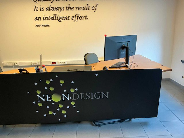 Bureauopstelling - afbeelding 1 van  12