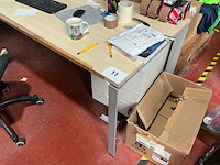 Bureauopstelling - afbeelding 4 van  10