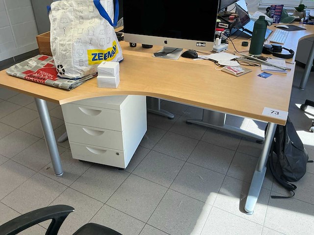 Bureauopstelling - afbeelding 2 van  8