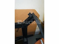 Bureaus en tafels - afbeelding 11 van  12
