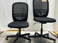 Bureaustoelen (2x)
