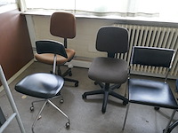 Bureaustoelen en transportkar - afbeelding 3 van  4