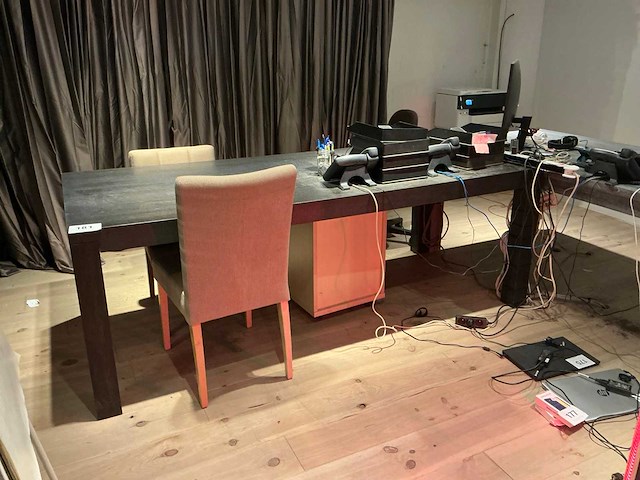 Bureautafel (2x) - afbeelding 1 van  7