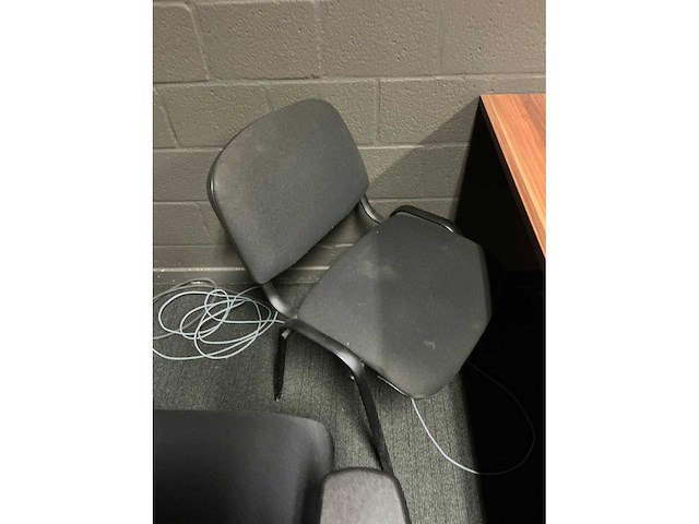 Bureautafel (4x) + bureau-/vergaderstoel (5x) - afbeelding 5 van  17