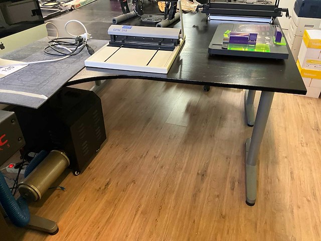 Bureautafel (4x) - afbeelding 9 van  12