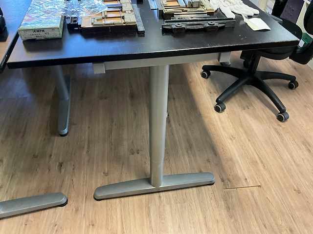 Bureautafel (4x) - afbeelding 6 van  12