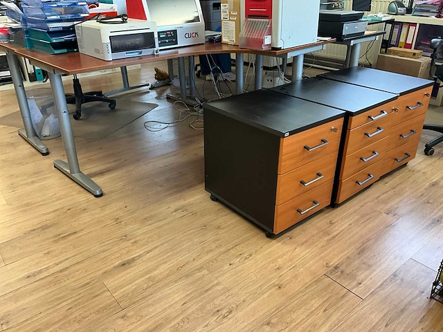 Bureautafel (4x) - afbeelding 1 van  15