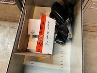 Bureautafel en dossierkasten - afbeelding 4 van  17