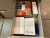 Bureautafel en dossierkasten - afbeelding 6 van  17
