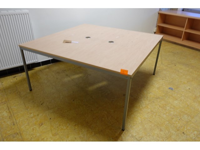 Bureautafel + kapstok - afbeelding 3 van  4