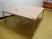 Bureautafel + kapstok - afbeelding 3 van  4