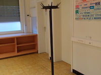 Bureautafel + kapstok - afbeelding 4 van  4