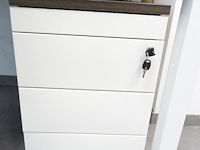 Bureautafel + ladekastje en bureaustoel - afbeelding 3 van  6