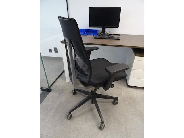 Bureautafel + ladekastje en bureaustoel - afbeelding 6 van  6