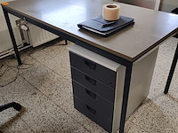 Bureautafel met ladeblok - afbeelding 1 van  1