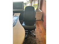Bureautafel met stoelen - afbeelding 2 van  5