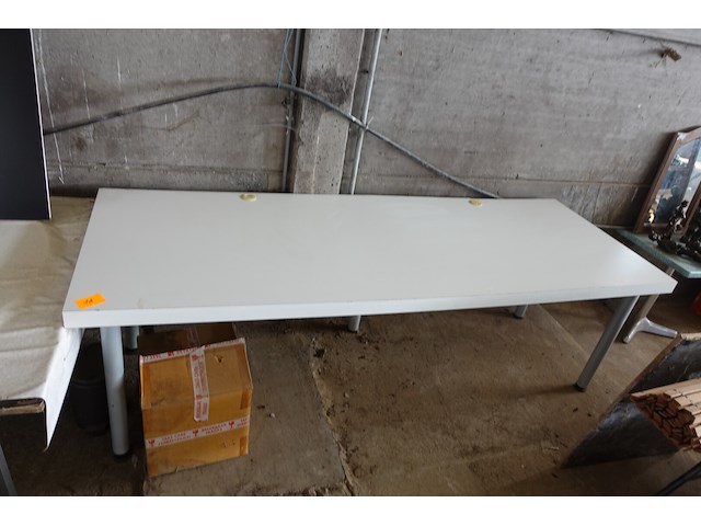 Bureautafel met uitsparingen voor kabels 2,50 x 0,90 m - afbeelding 2 van  3